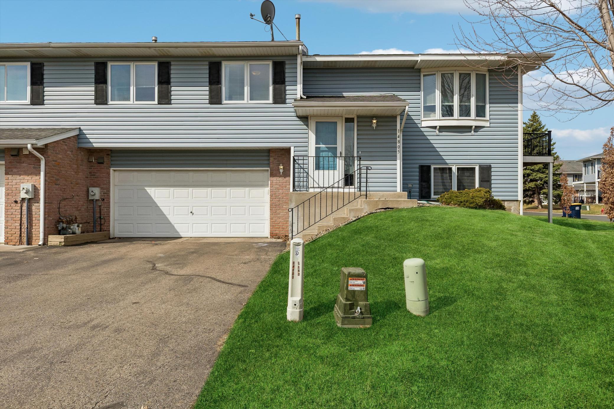 14805 Lower Endicott Way Apple Valley, MN 55124 - Photo 4 of 45