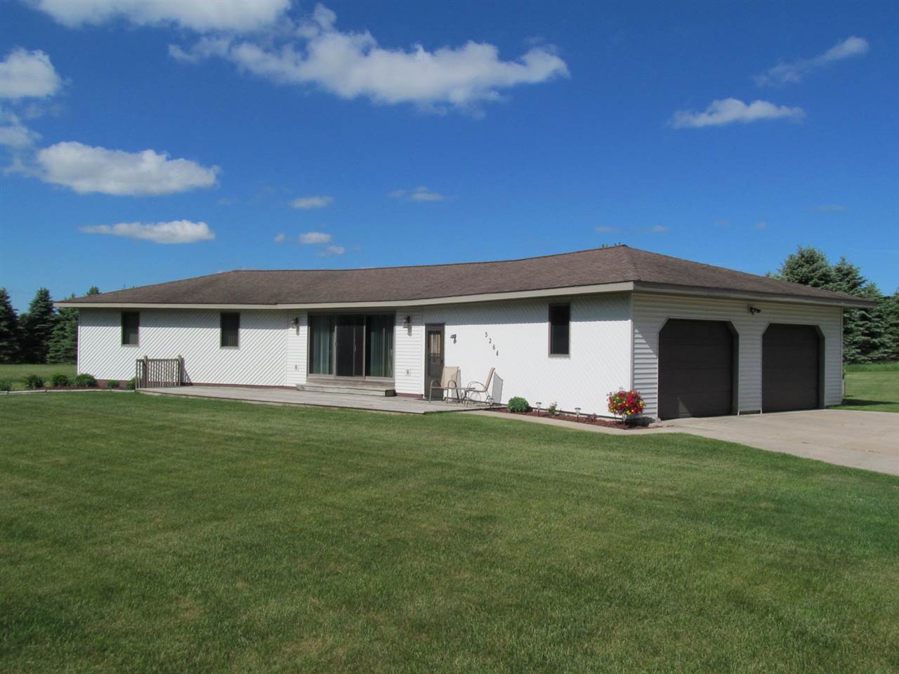 5264 45 1/2 Road Cadillac, MI 49601 - Photo 1 of 28 1817729.JPG
