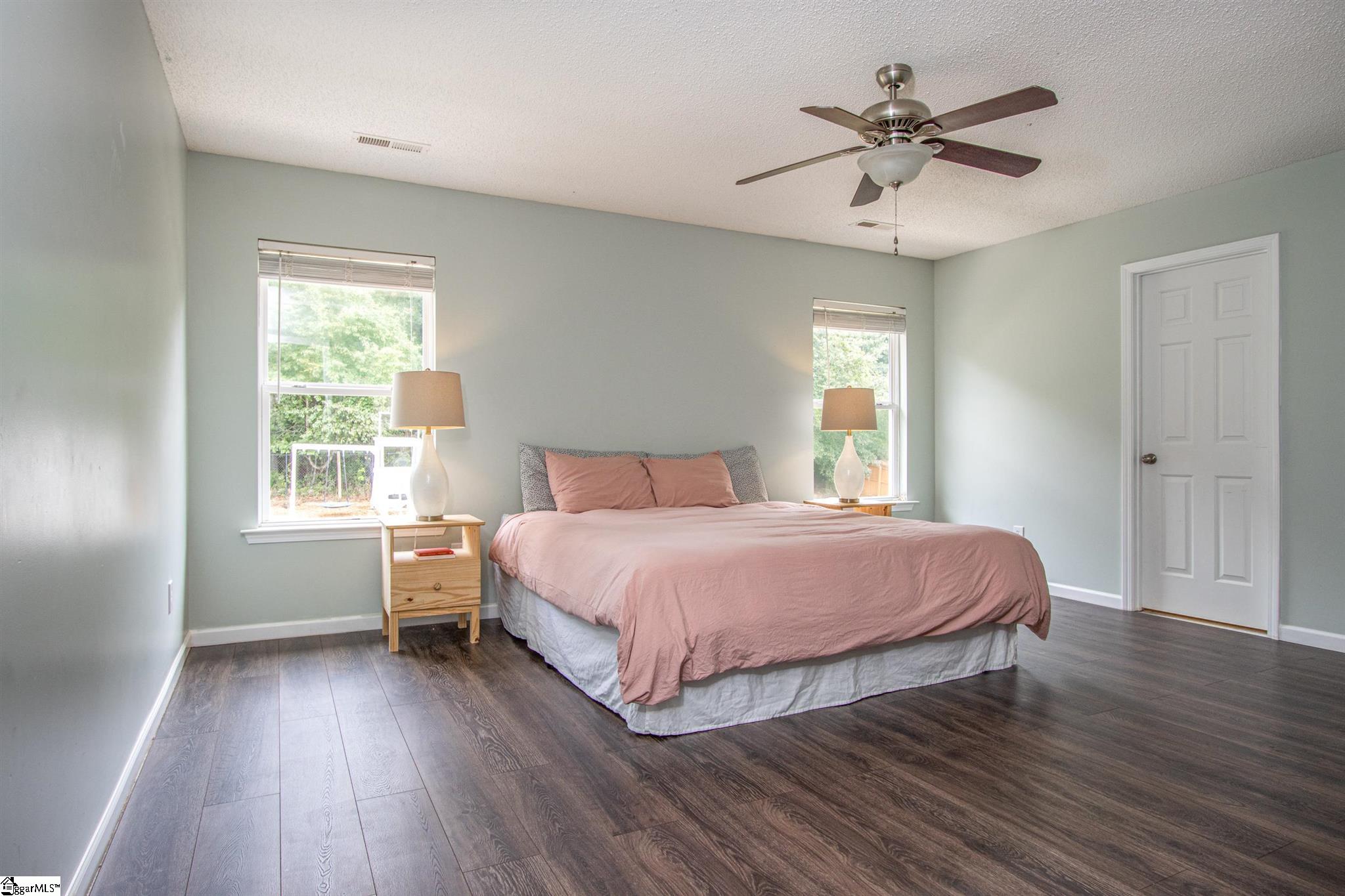 23 Border Avenue Simpsonville, SC 29680 - Photo 4 of 32