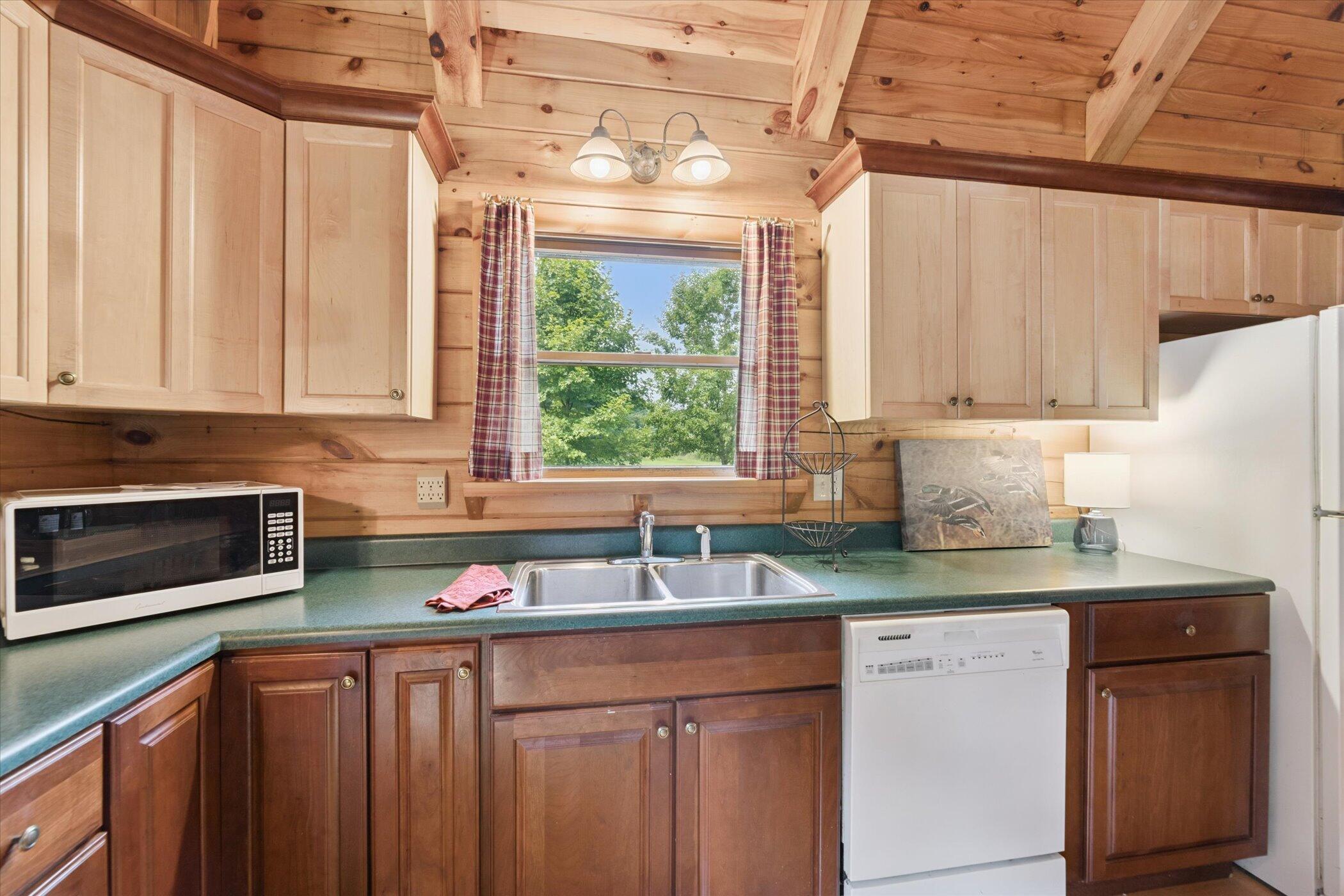 1130 North County Line Road Watervliet, MI 49098 - Photo 15 of 58 16-1130-N-County-Line-Rd-Watervliet-MI-4