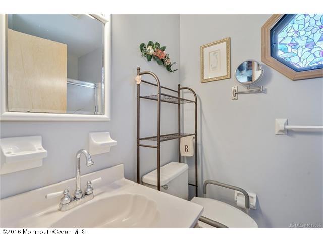 204 Riptide Avenue Manahawkin, NJ 08050 - Photo 18 of 30 18