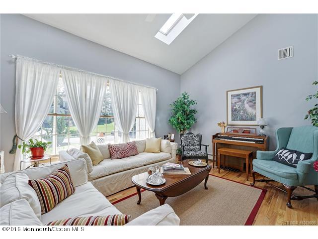 204 Riptide Avenue Manahawkin, NJ 08050 - Photo 5 of 30 5