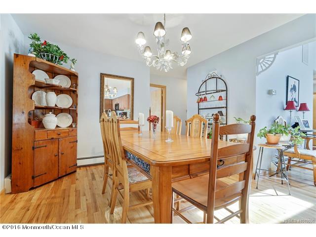 204 Riptide Avenue Manahawkin, NJ 08050 - Photo 8 of 30 8
