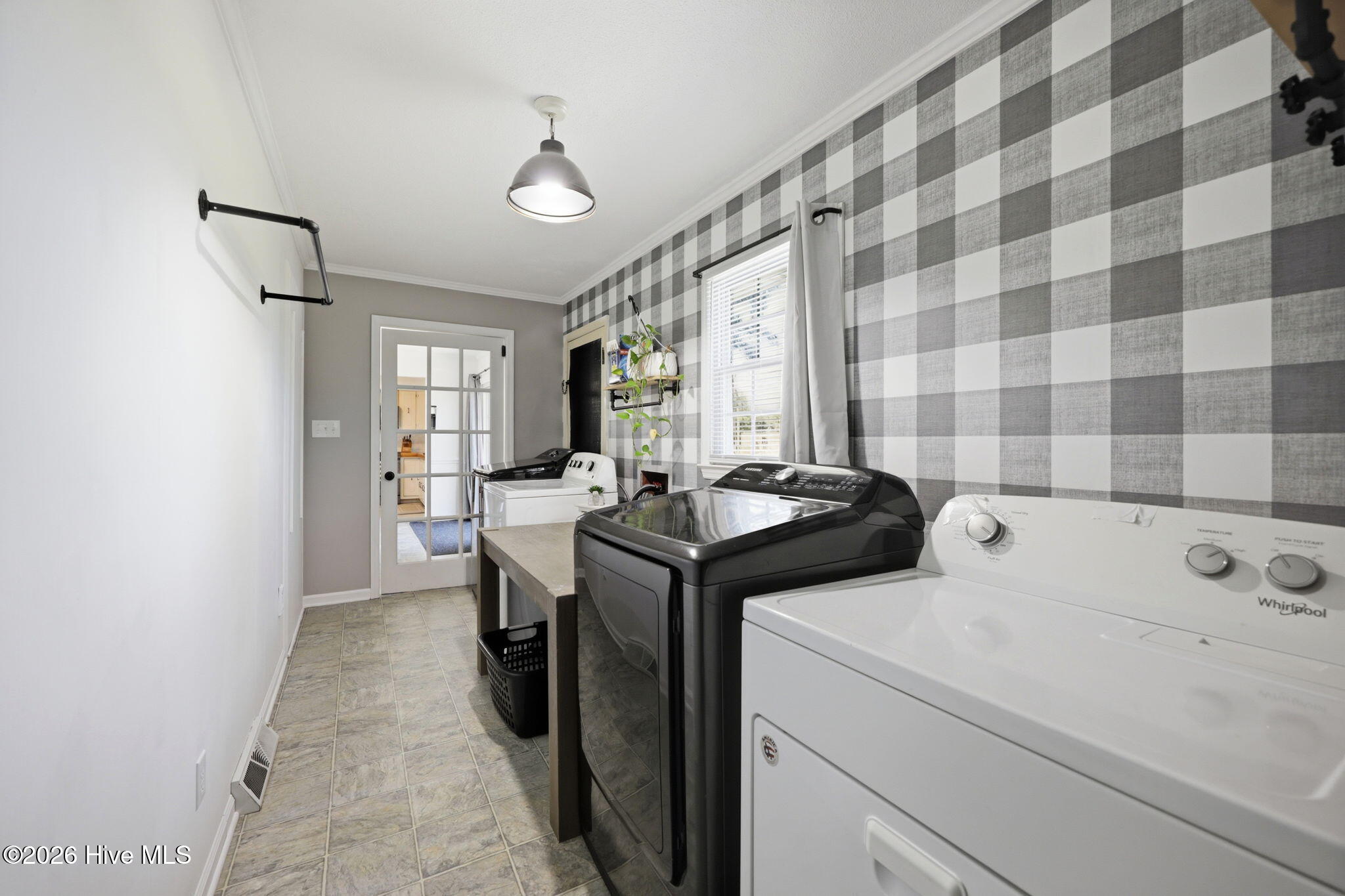 2336 Wharton Station Road Washington, NC 27889 - Photo 19 of 55 019 Laundry Room View 2