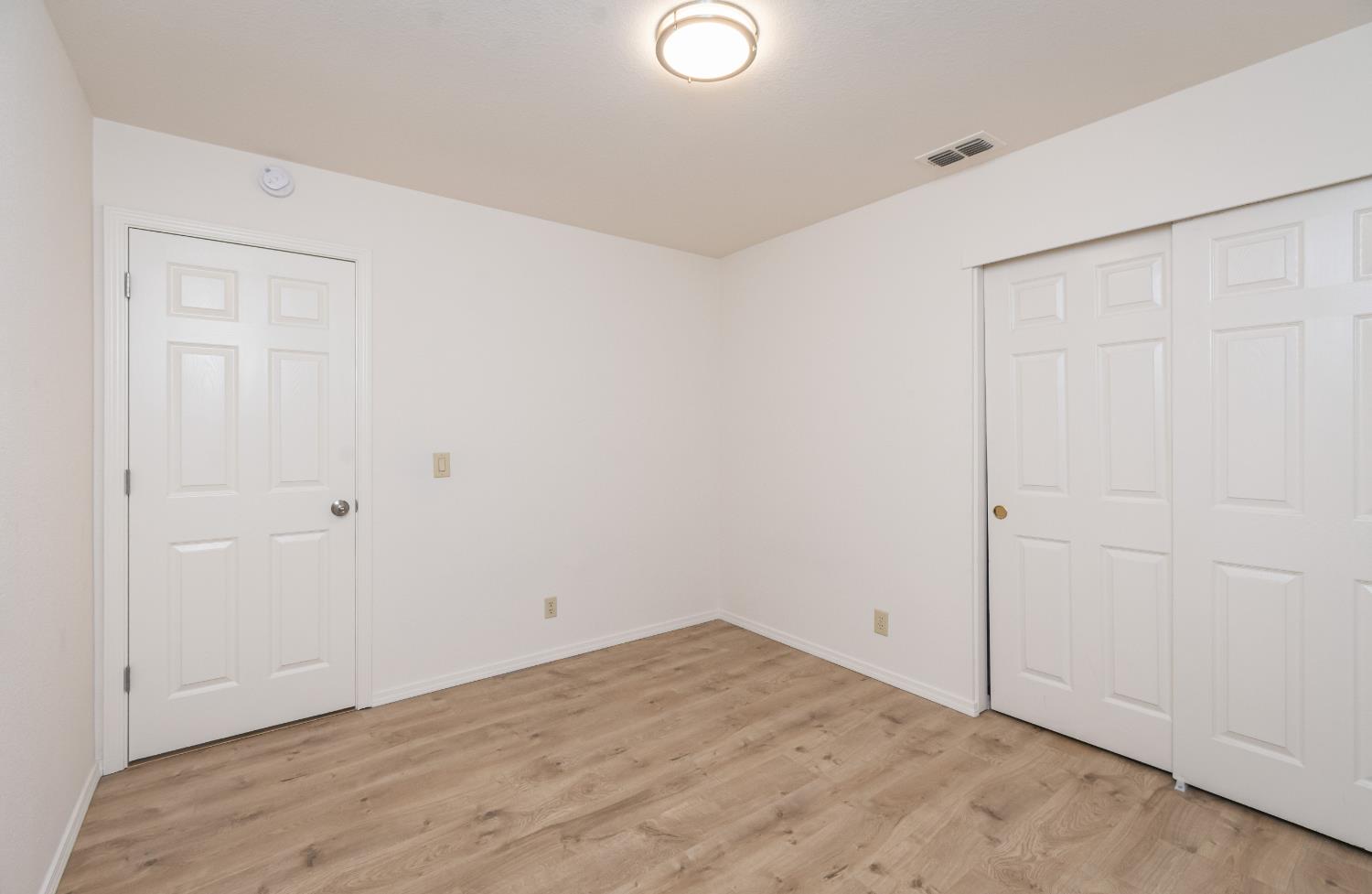 8245 Calleystone Way Antelope, CA 95843 - Photo 19 of 33