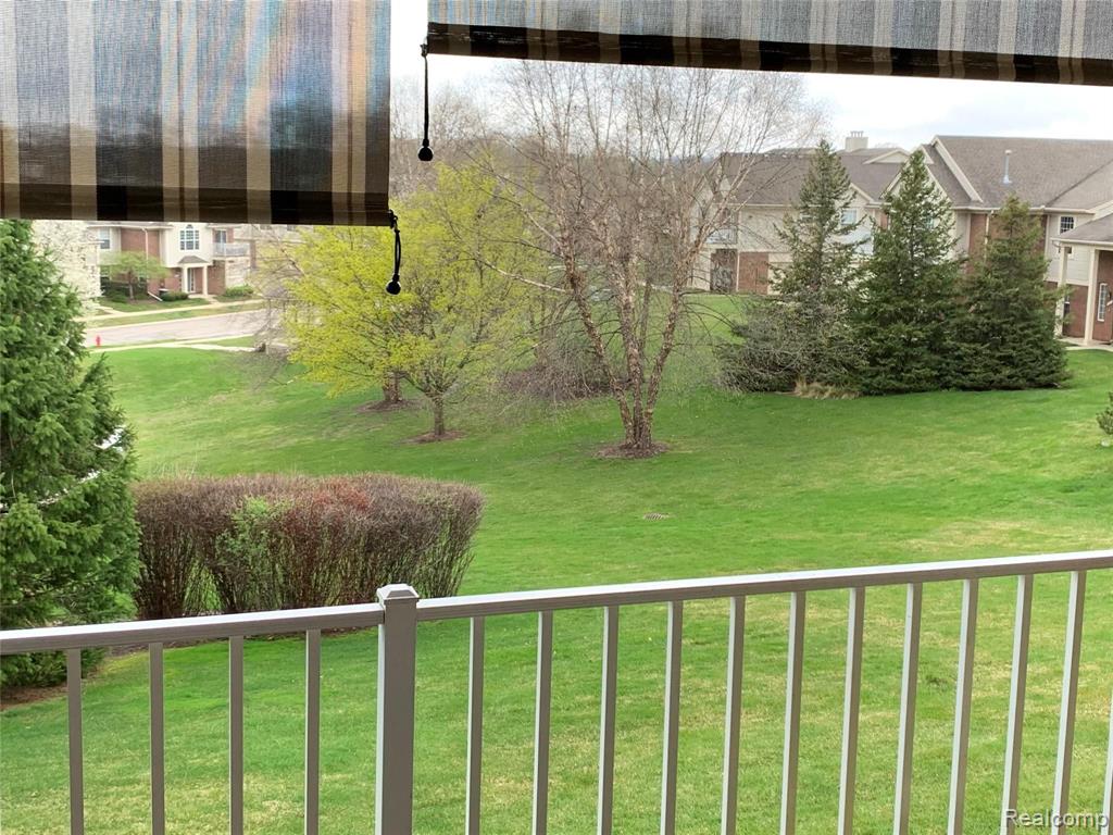 1857 Flagstone Circle Rochester, MI 48307 - Photo 31 of 39