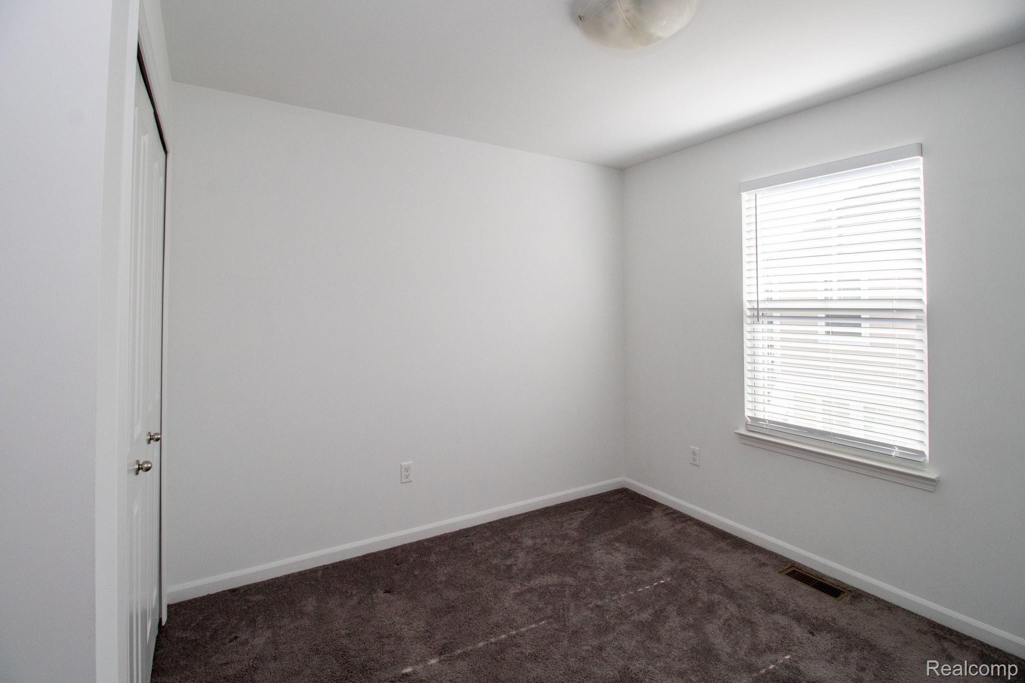 3542 South Rochester Road Royal Oak, MI 48073 - Photo 15 of 22 Bedroom 2.jpg