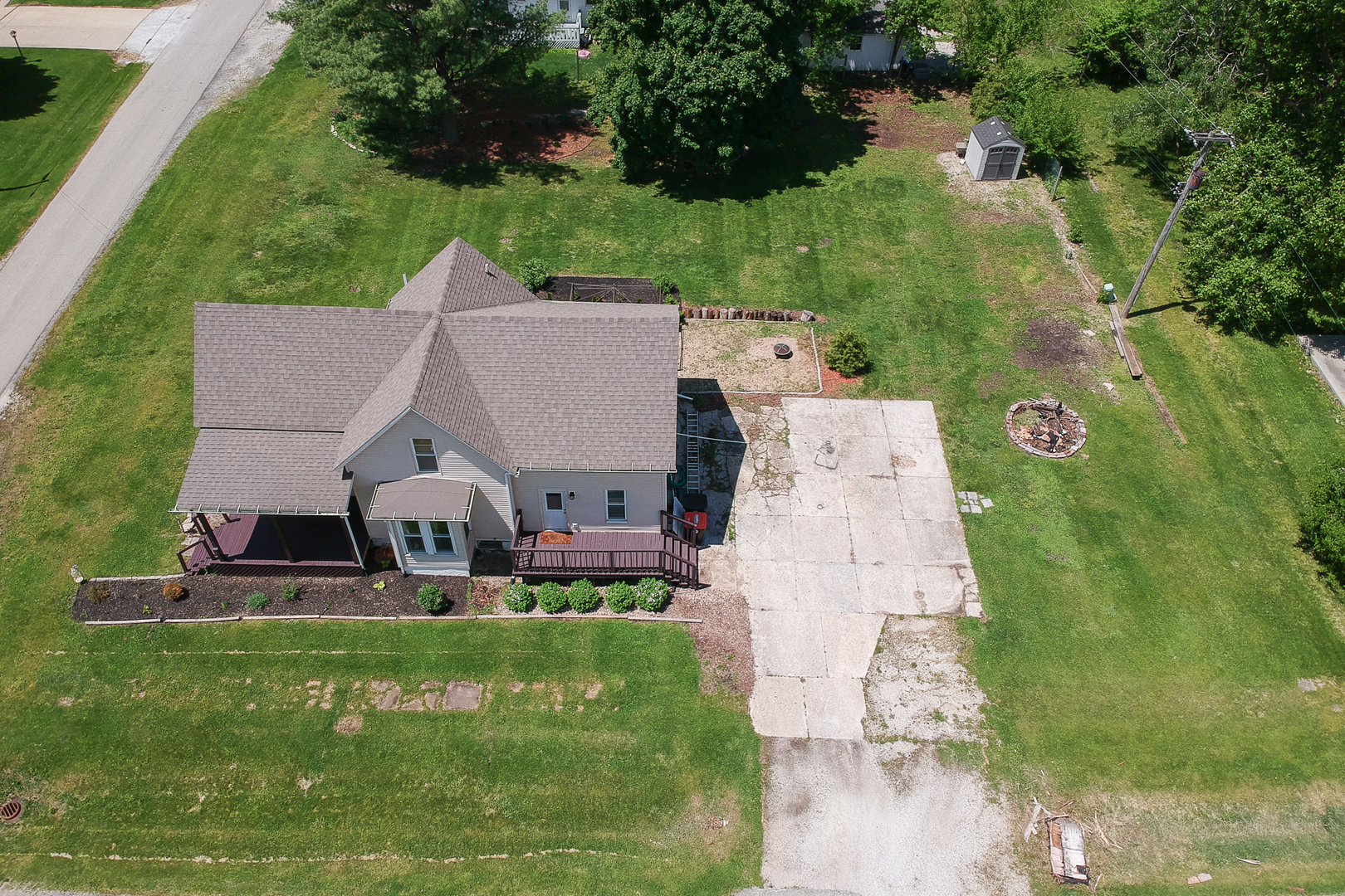 800 North Walnut Street Le Roy, IL 61752 - Photo 32 of 43 Gallery Image 32