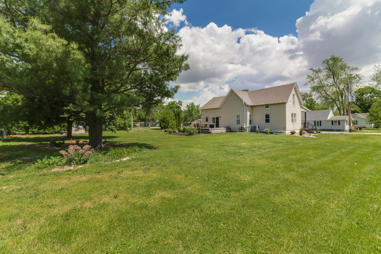 800 North Walnut Street Le Roy, IL 61752 - Photo 39 of 43 Gallery Image 39