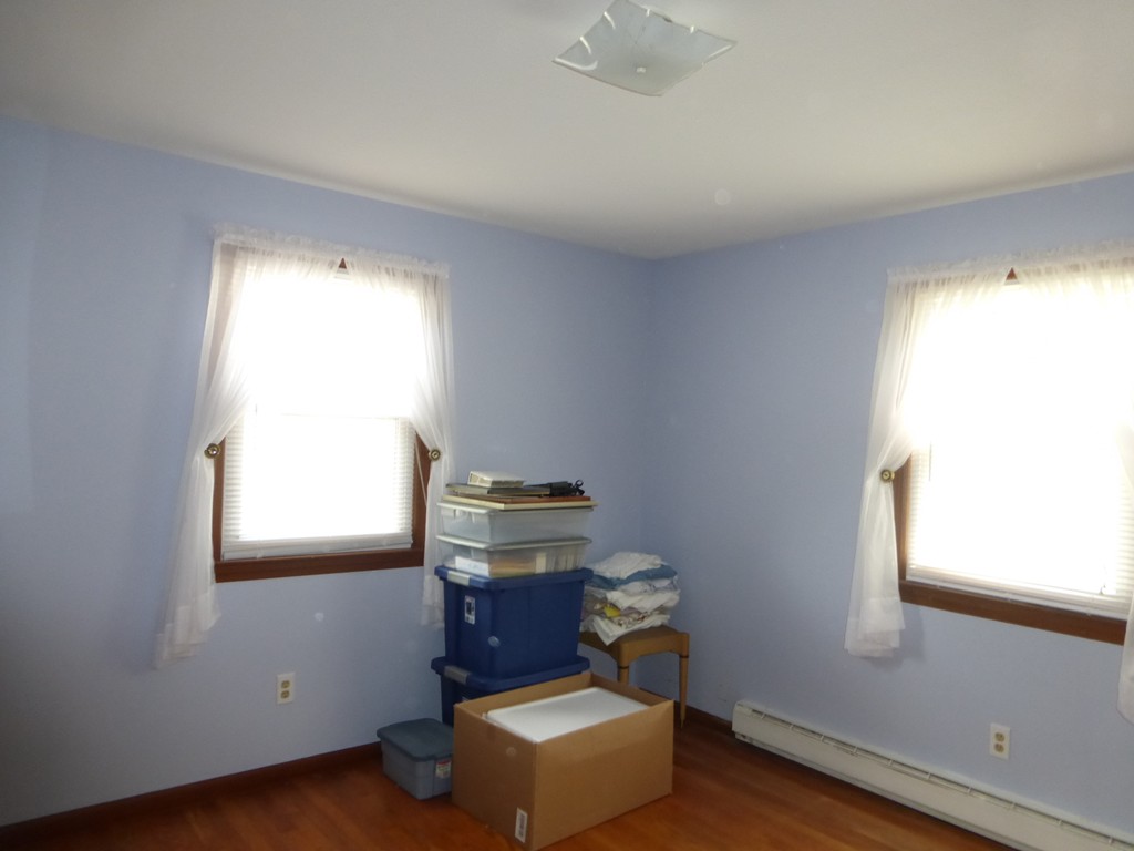 31 Country Road Agawam, MA 01001 - Photo 12 of 19 Gallery Image 12