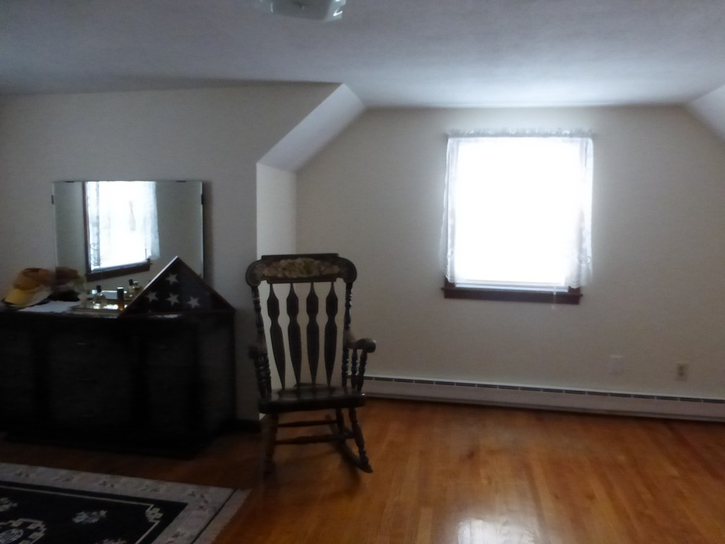 31 Country Road Agawam, MA 01001 - Photo 13 of 19 Gallery Image 13