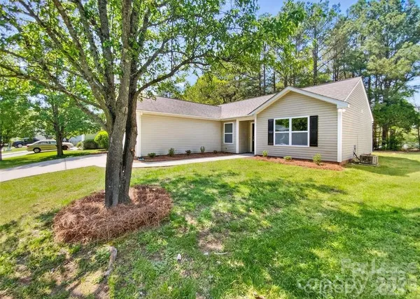 $1,335 | 2512 Captains Watch Road Northeast, Kannapolis, NC 28083