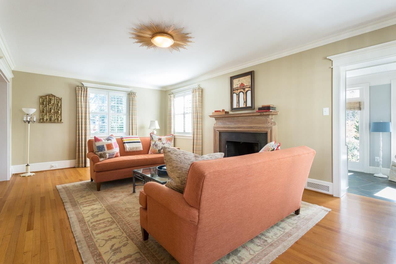 1431 Canterbury Road Raleigh, NC 27608 - Photo 4 of 19 Photo 4