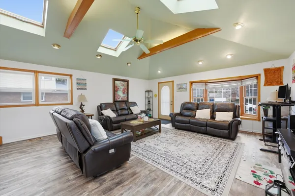 $369,900 | 10716 South Nashville Avenue, Worth, IL 60482