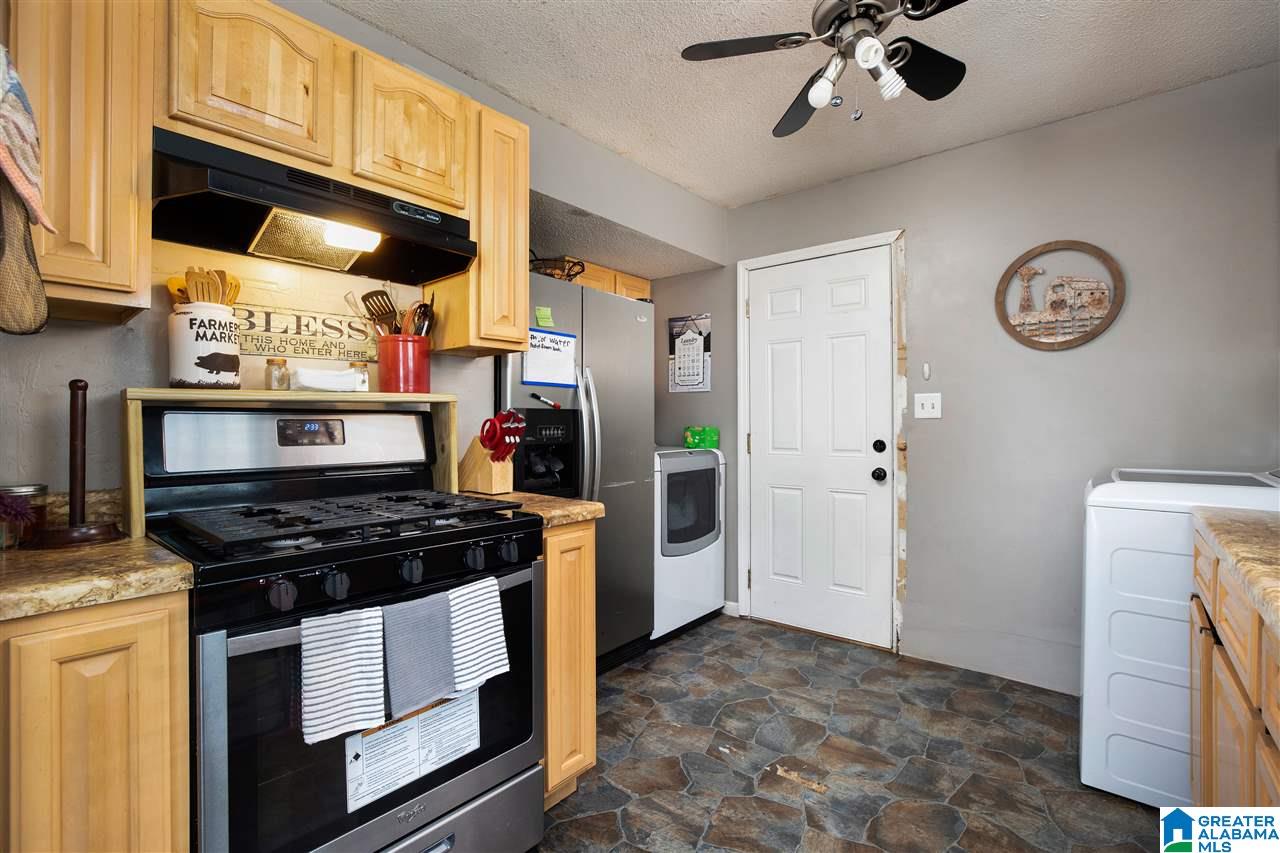 979 52nd Way North Birmingham, AL 35212 - Photo 3 of 22