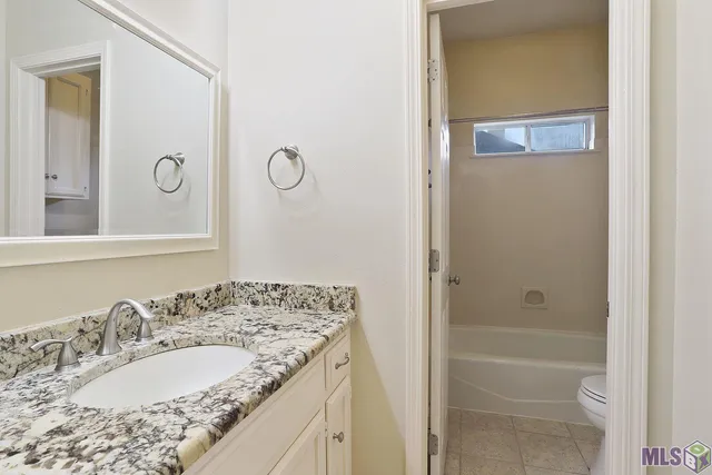 $430,000 | 434 Autumn Oak Drive, Baton Rouge, LA 70810