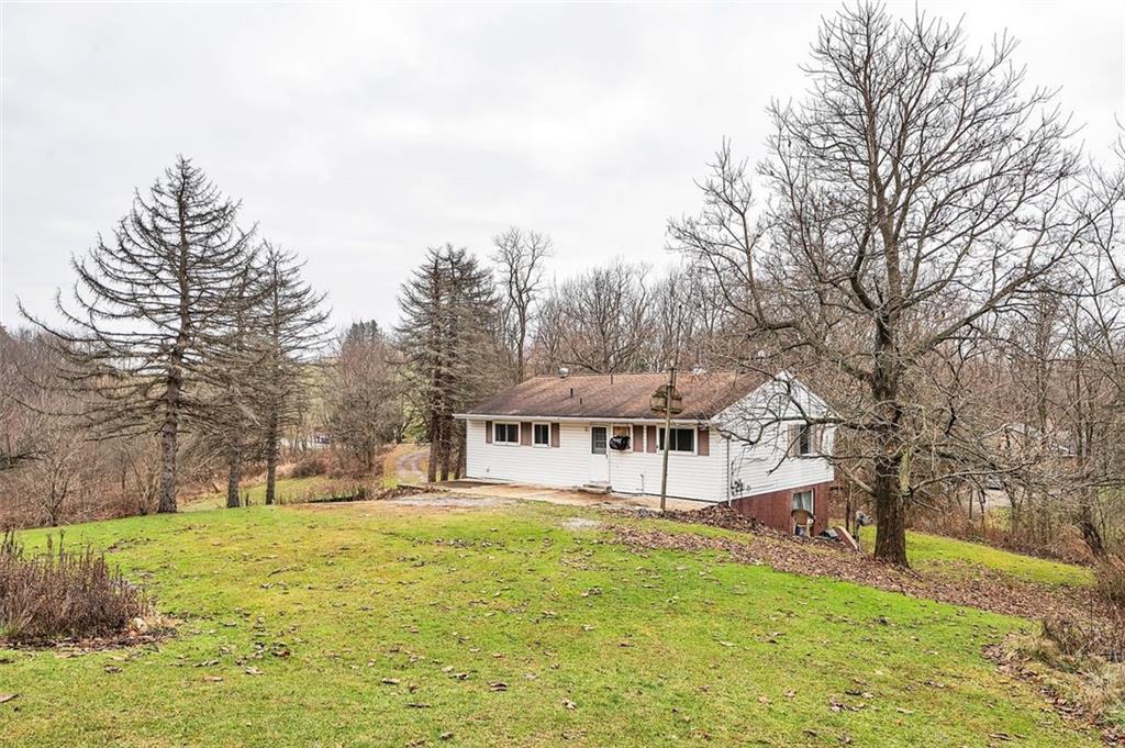 215 Leslie Road Valencia, PA 16059 - Photo 7 of 22 Gallery Image 7