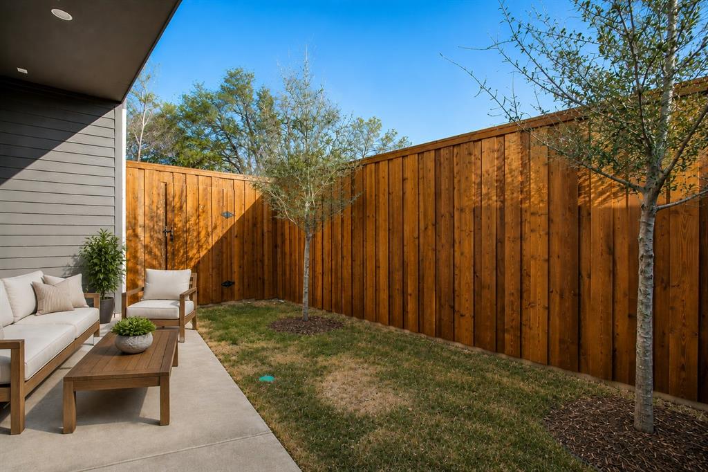 2143 Mail Avenue, Unit 103 Dallas, TX 75235 - Photo 24 of 28 Virtually staged