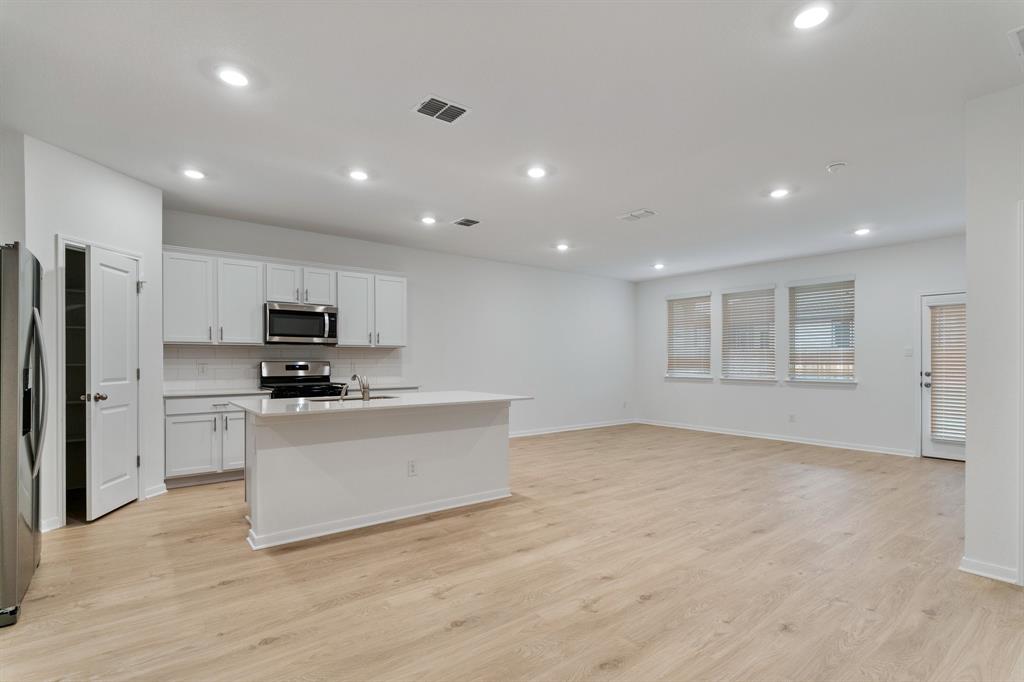 112 Lasso Cove Kyle, TX 78640 - Photo 5 of 19