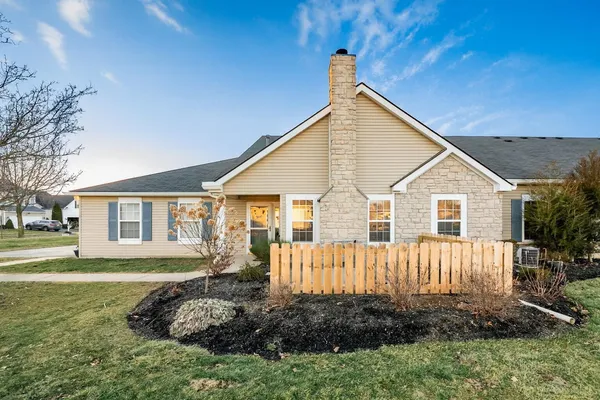 $210,000 | 676 Wadebridge Drive, Unit 5A, Blacklick, OH 43004