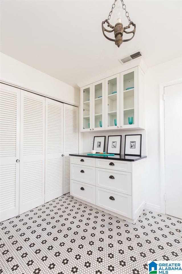 2032 Lancaster Road, Unit D Birmingham, AL 35209 - Photo 12 of 22