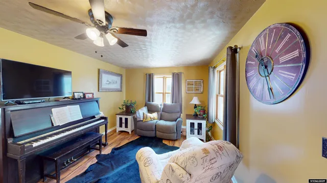 $195,000 | 1609 Ave F, Scottsbluff, NE 69361