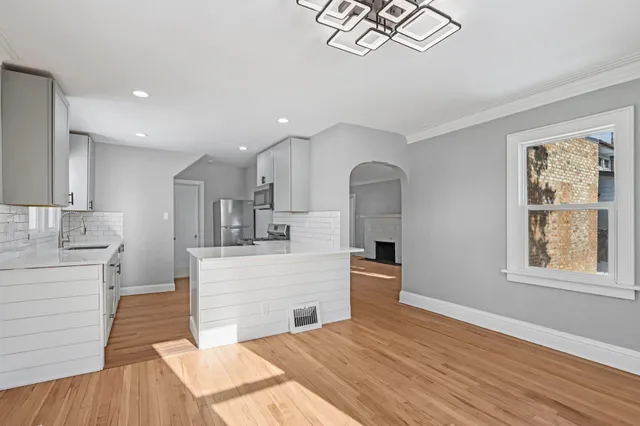 $2,900 | 5315 73rd Street, Pleasant Prairie, WI 53142