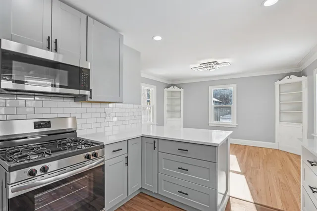 $2,900 | 5315 73rd Street, Pleasant Prairie, WI 53142