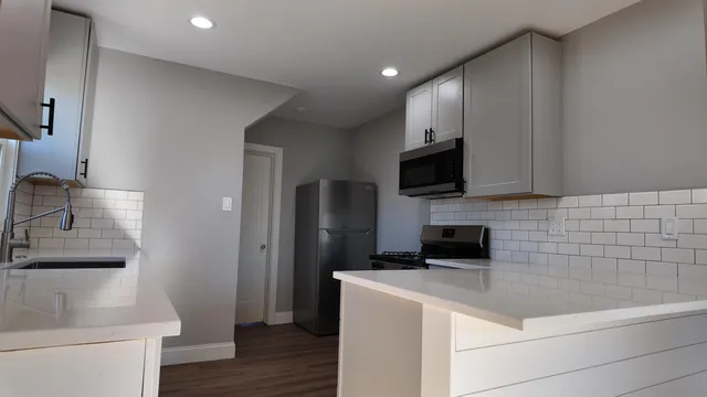 $2,900 | 5315 73rd Street, Pleasant Prairie, WI 53142