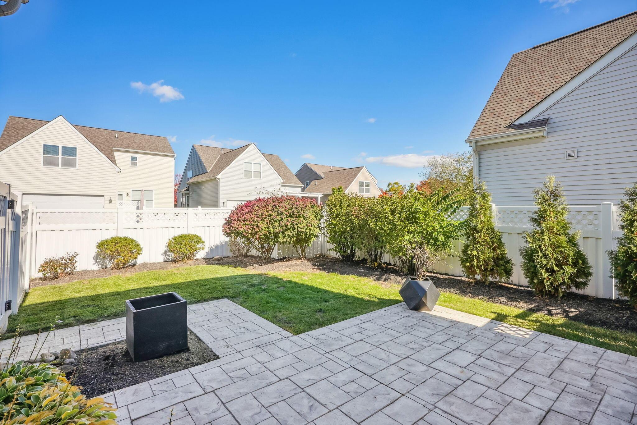 5990 Mealla Road Westerville, OH 43081 - Photo 33 of 36 The Patio!