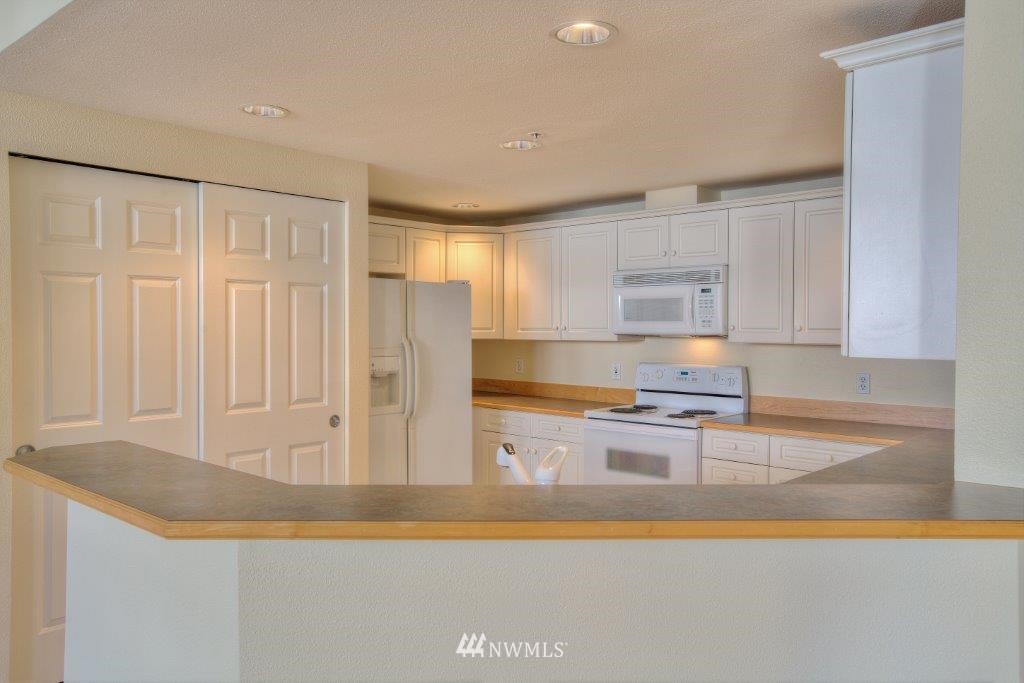 425 South 46th Place, Unit A Renton, WA 98055 - Photo 7 of 14