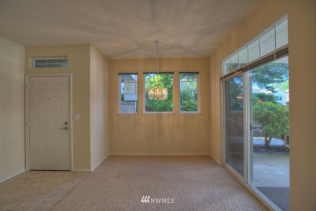 425 South 46th Place, Unit A Renton, WA 98055 - Photo 8 of 14