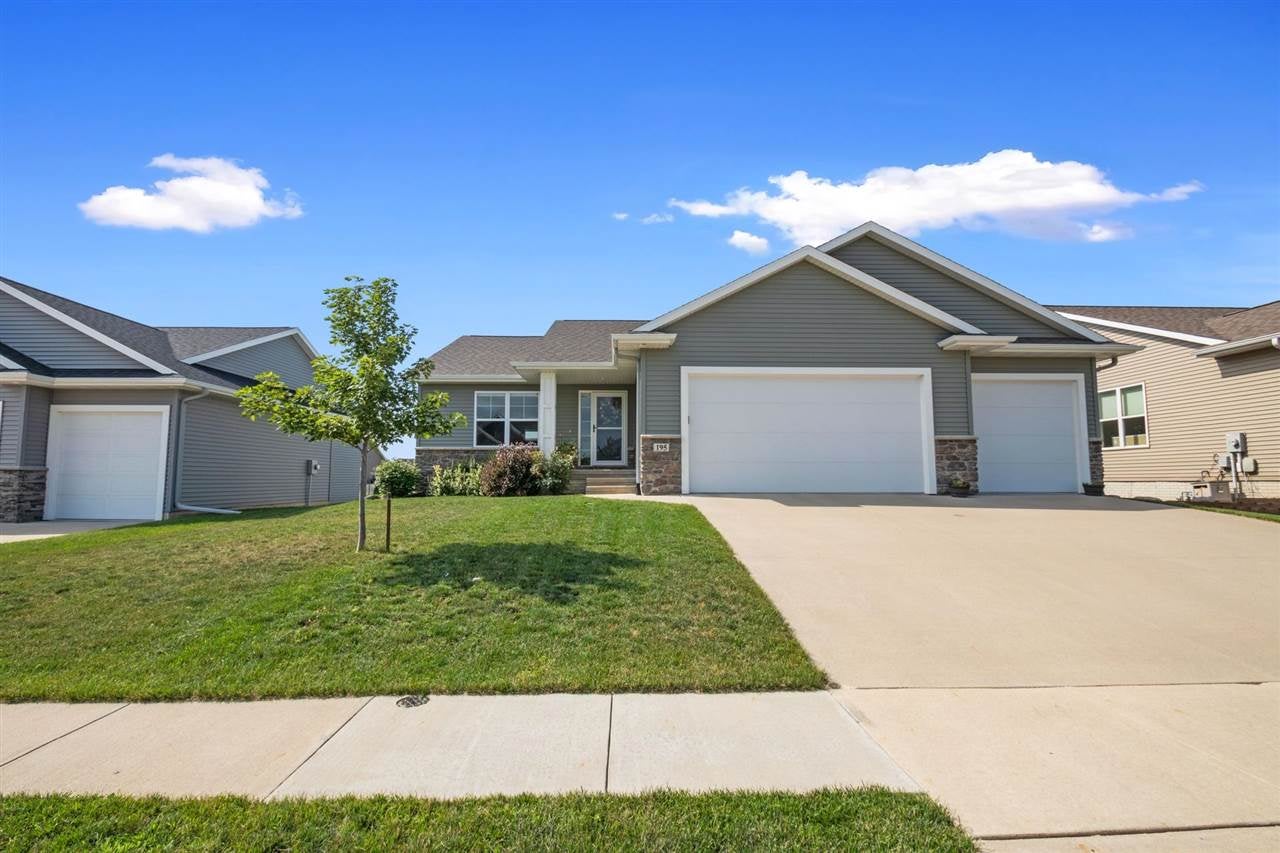 195 Saddleback Road Marion, IA 52302 - Photo 1 of 36 Gallery Image 1
