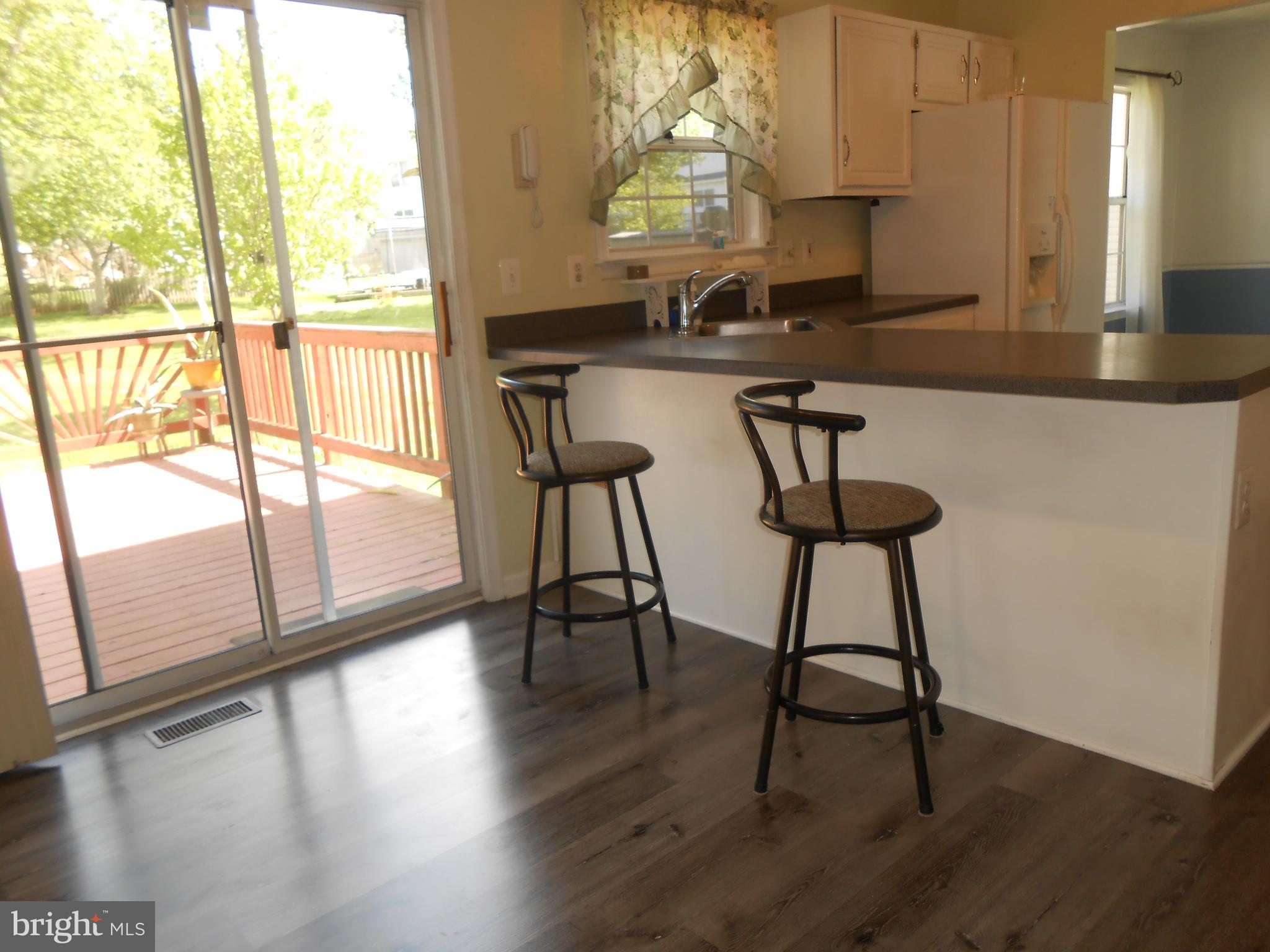 10472 Labrador Loop Manassas, VA 20112 - Photo 22 of 53 Breakfast Room