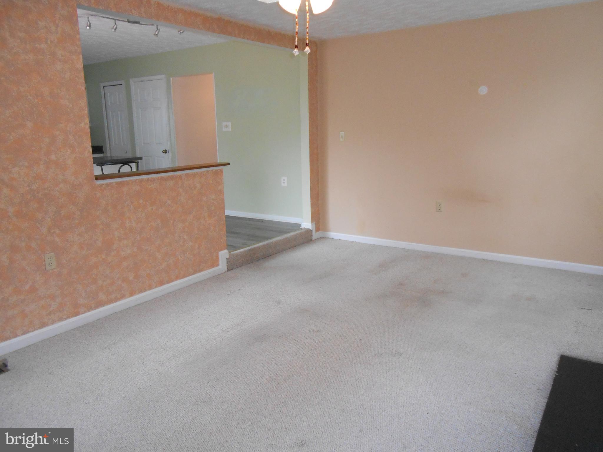 10472 Labrador Loop Manassas, VA 20112 - Photo 27 of 53 Family Room