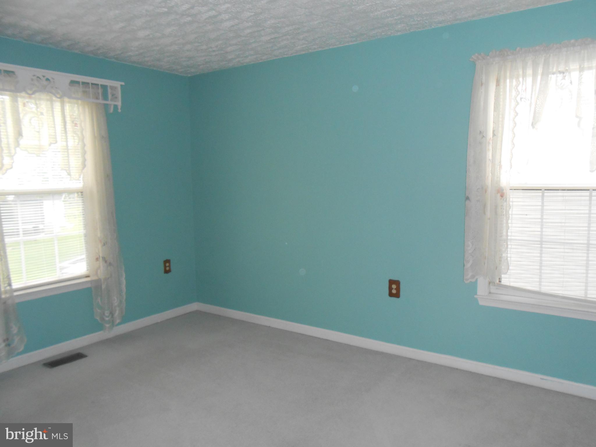 10472 Labrador Loop Manassas, VA 20112 - Photo 35 of 53 Bedroom 2