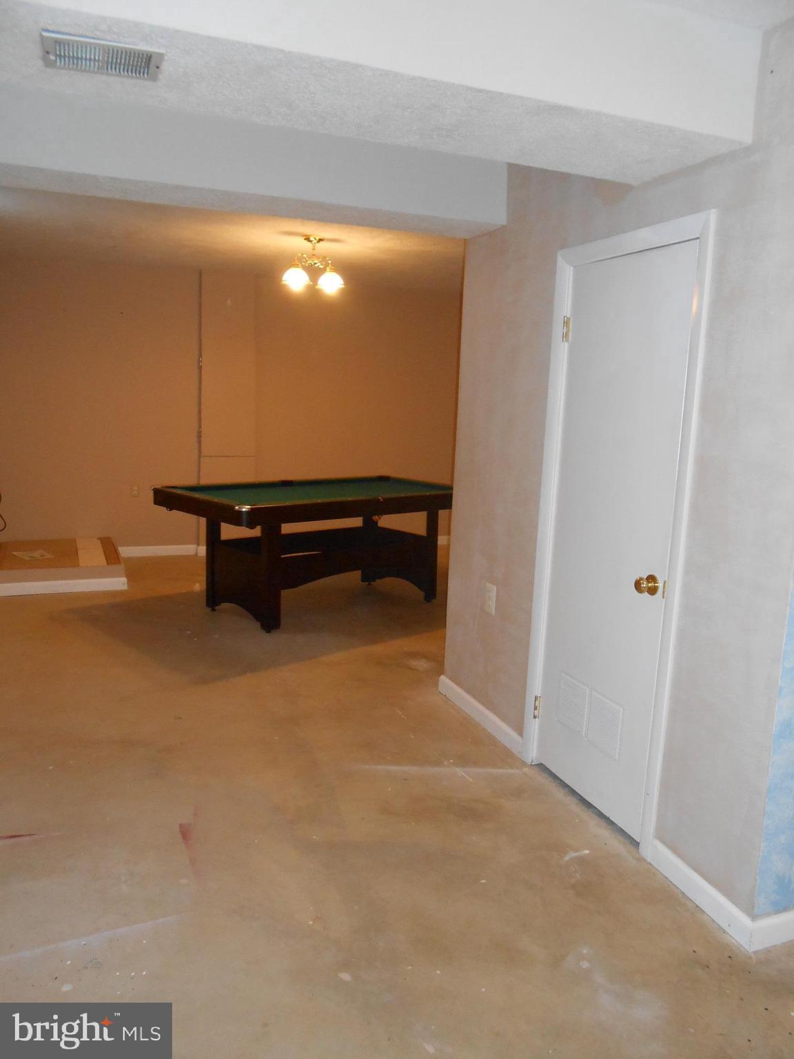 10472 Labrador Loop Manassas, VA 20112 - Photo 42 of 53 L Shaped Rec Room