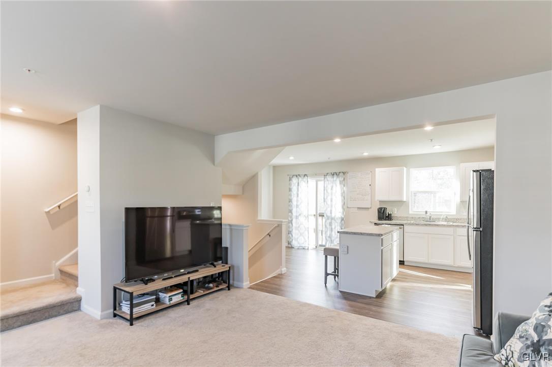 1912 Alex Road Easton, PA 18040 - Photo 2 of 25 Gallery Image 2