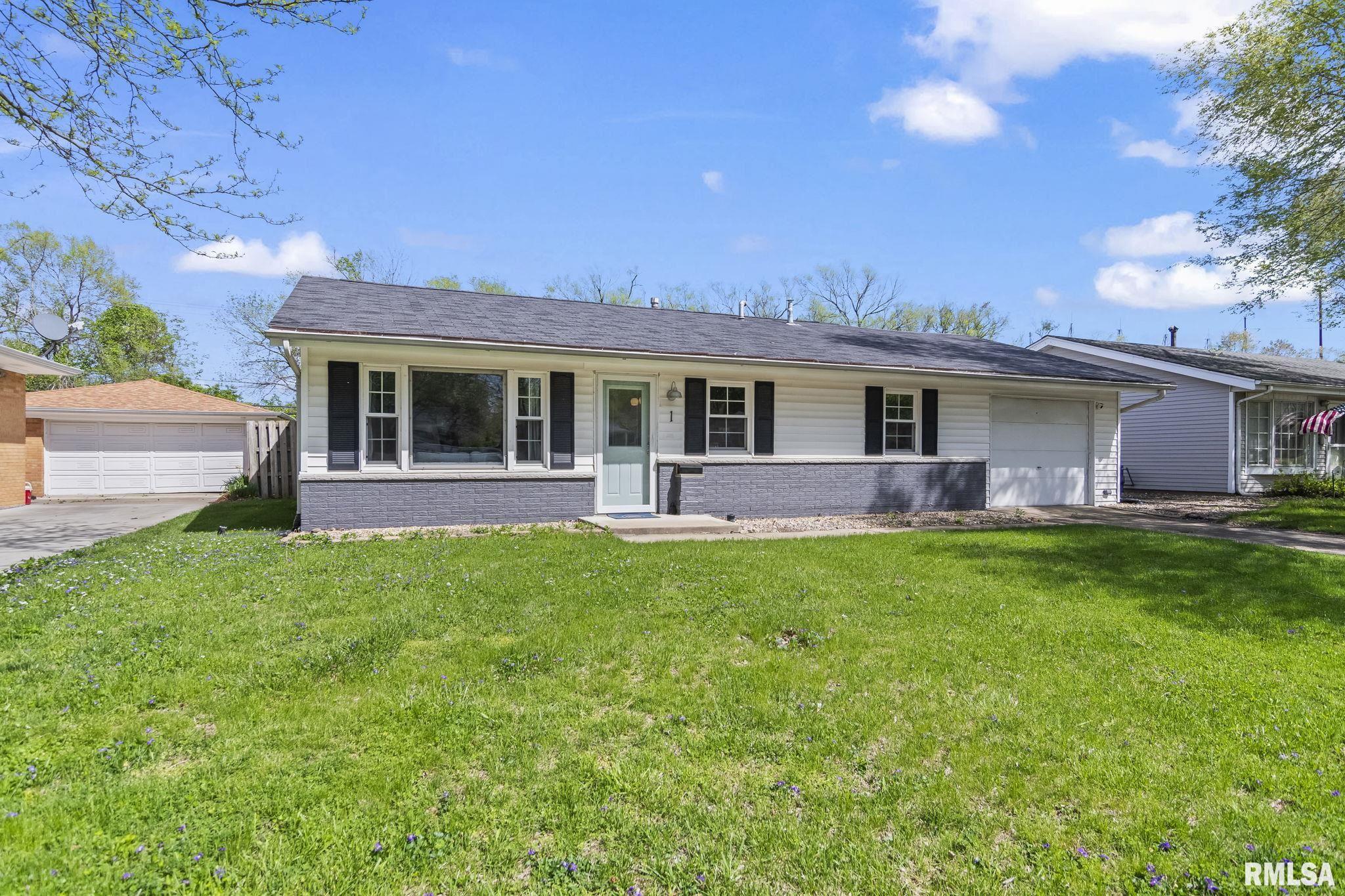 1 Nottingham Road Springfield, IL 62704 - Photo 3 of 24