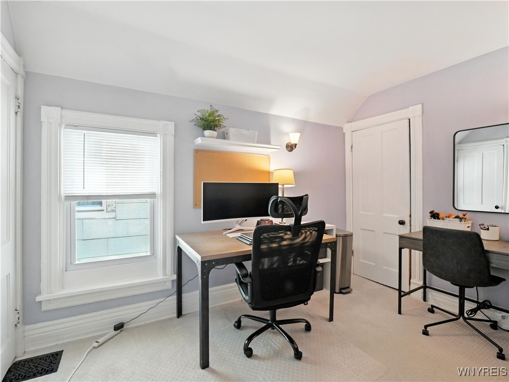 479 W Ferry Buffalo, NY 14213 - Photo 17 of 39