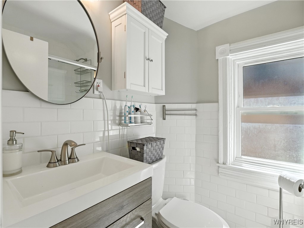 479 W Ferry Buffalo, NY 14213 - Photo 28 of 39