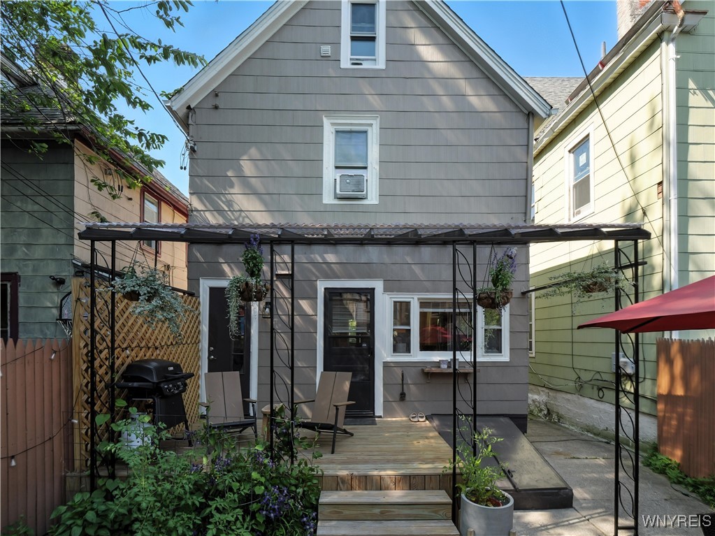 479 W Ferry Buffalo, NY 14213 - Photo 33 of 39