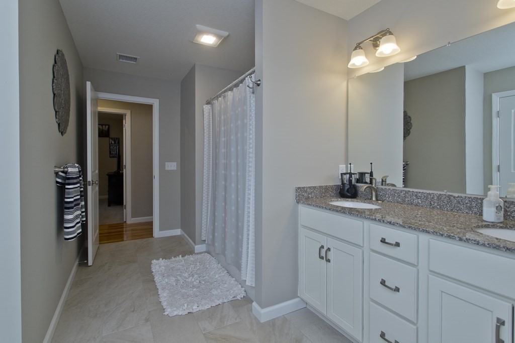 136 Barrington Drive Springfield, MA 01129 - Photo 24 of 42 Gallery Image 24