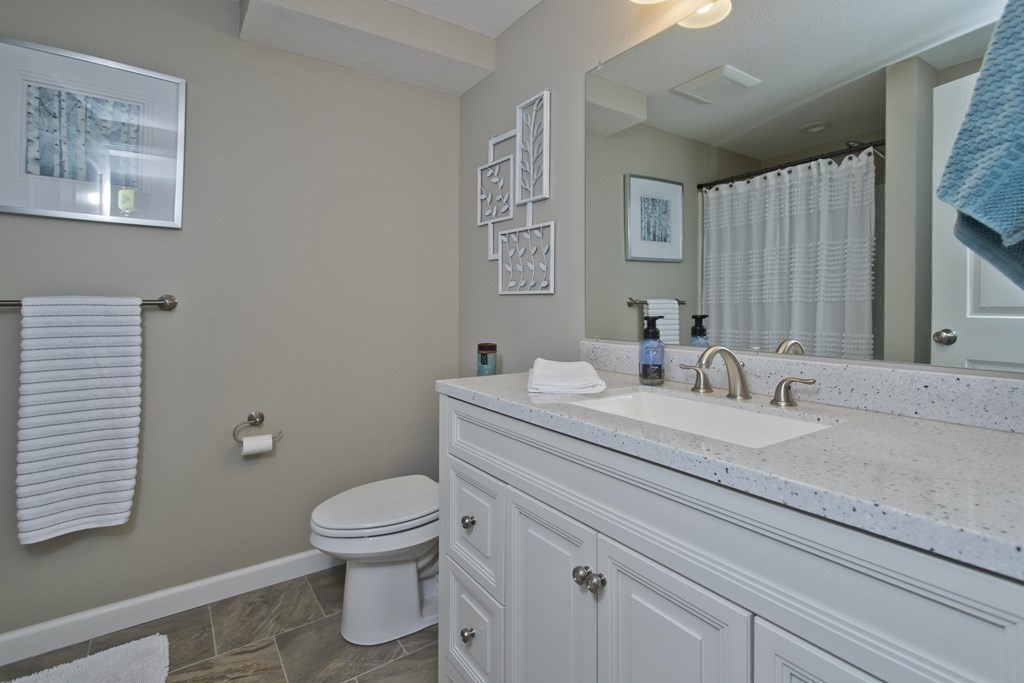 136 Barrington Drive Springfield, MA 01129 - Photo 33 of 42 Gallery Image 33