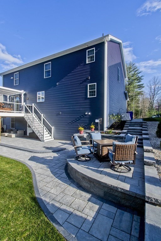 136 Barrington Drive Springfield, MA 01129 - Photo 40 of 42 Gallery Image 40