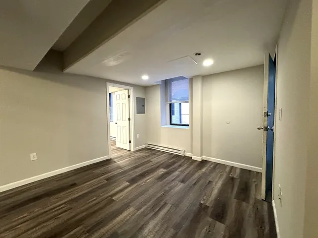 $2,400 | 331 Broadway, Unit 2D, Somerville, MA 02145