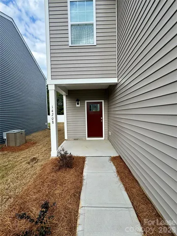 $2,395 | 14208 Wilson Mac Lane, Charlotte, NC 28278
