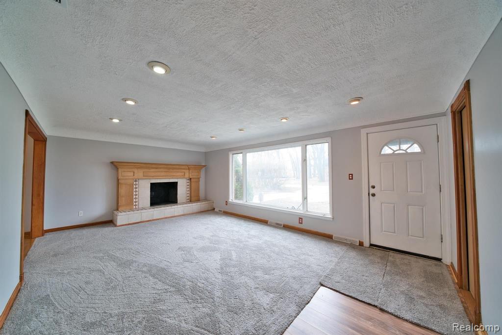 20710 Westhampton Avenue Southfield, MI 48075 - Photo 10 of 30