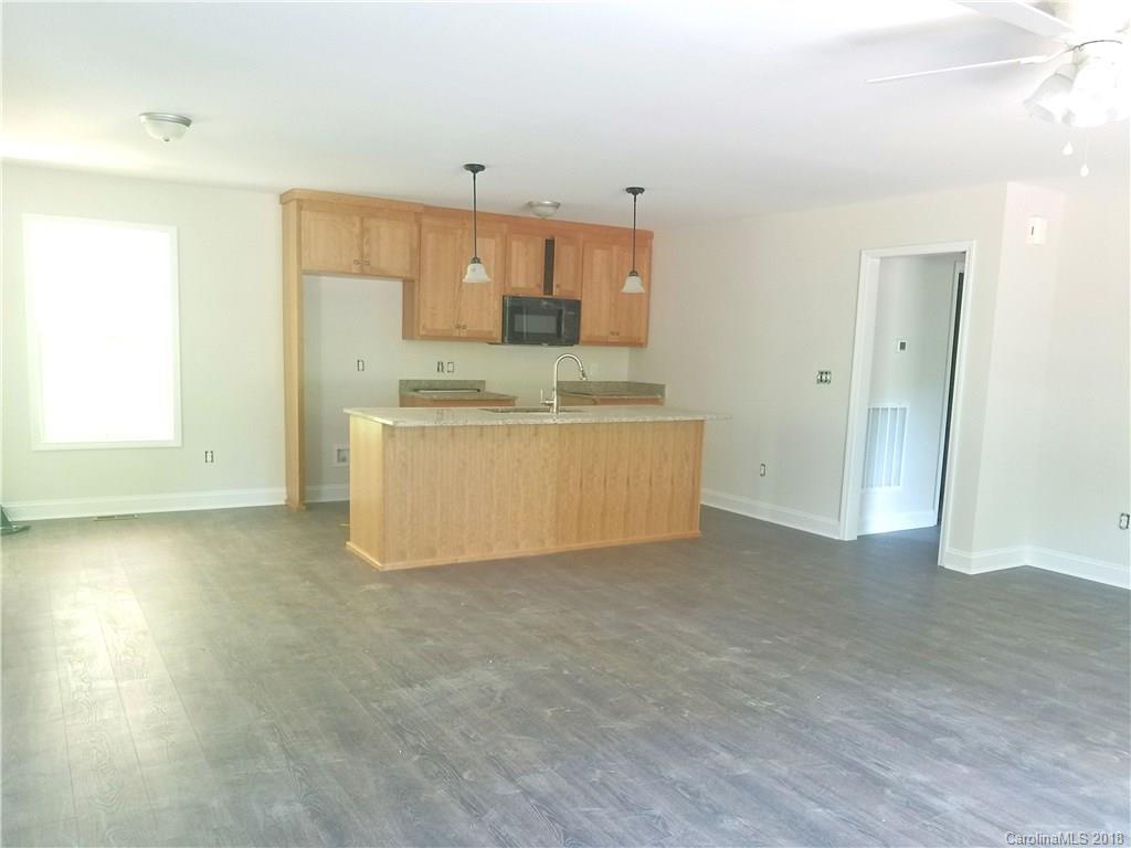 978 Colonial Road Clover, SC 29710 - Photo 10 of 12