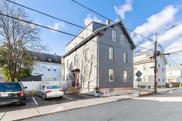 $2,950 | 55 Buffum Street, Unit 3, Salem, MA 01970